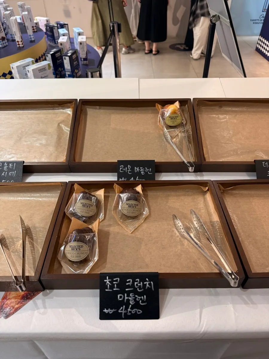Several kinds of tiramisu desserts