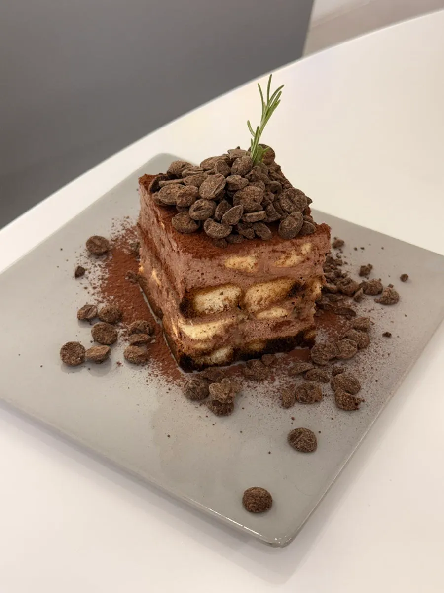 Chocolate banana tiramisu dessert