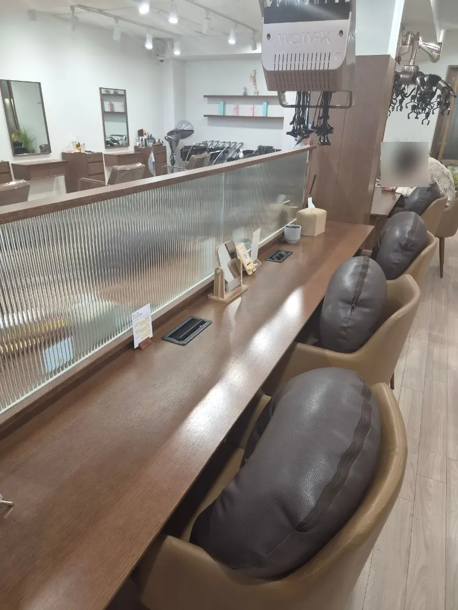 Calm hair salon interior