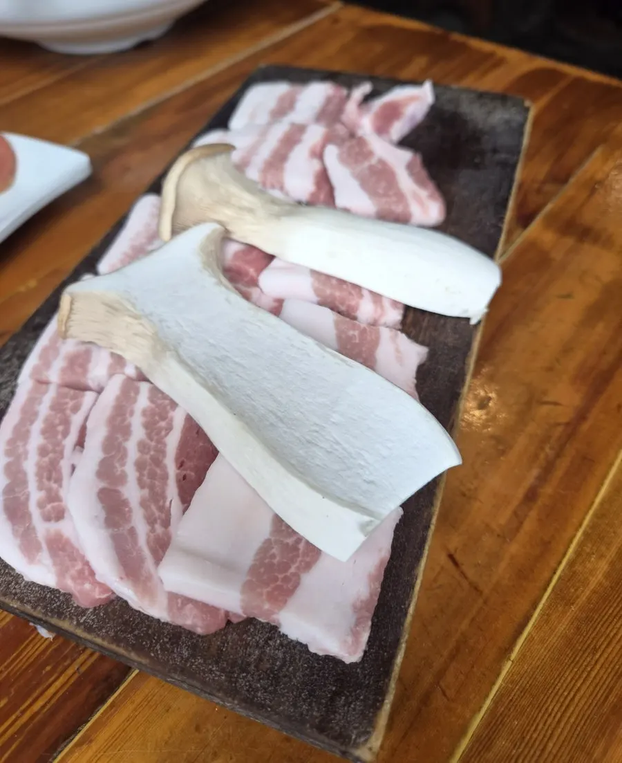 Additional 2 servings of pork belly ordered at half price
