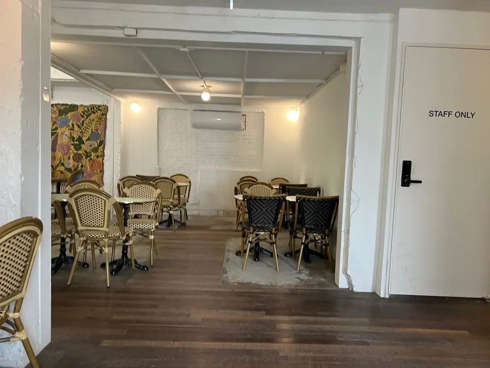 Calm atmosphere inside the 3rd floor