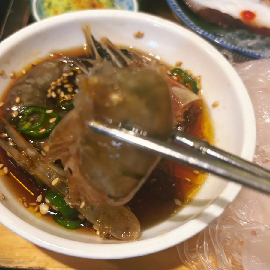 Seafood assortment in the live-fish sashimi set
