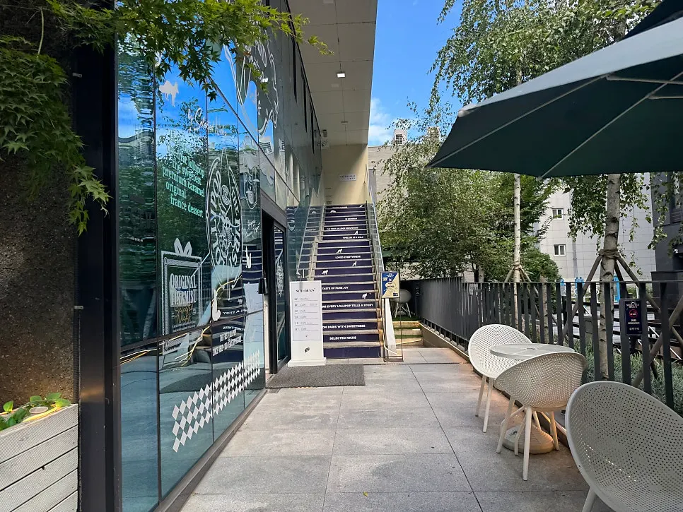 Exterior of Selected Nicks café and the surrounding street
