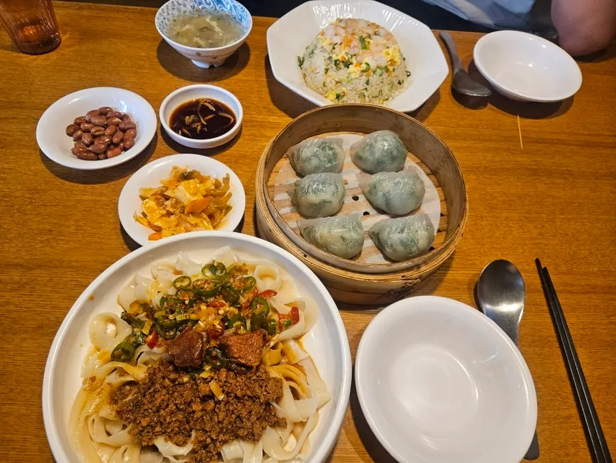 강남역 신복면관 도삭면 상차림