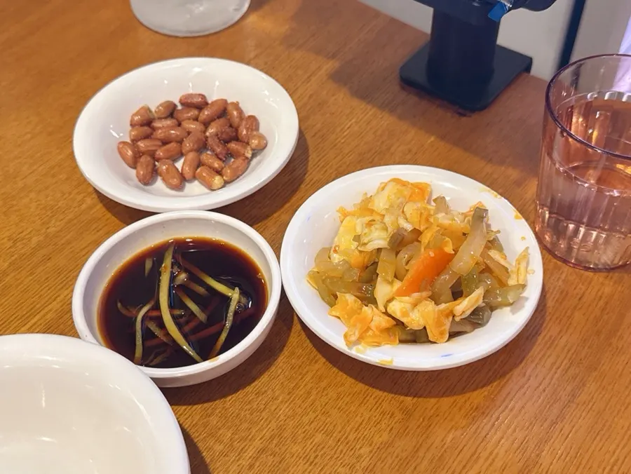 기본으로 나온 신복면관 쨔샤이