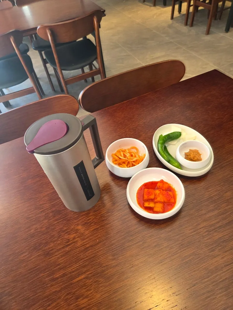 Basic side dish spread at Sinju Okmi Gangnam Branch
