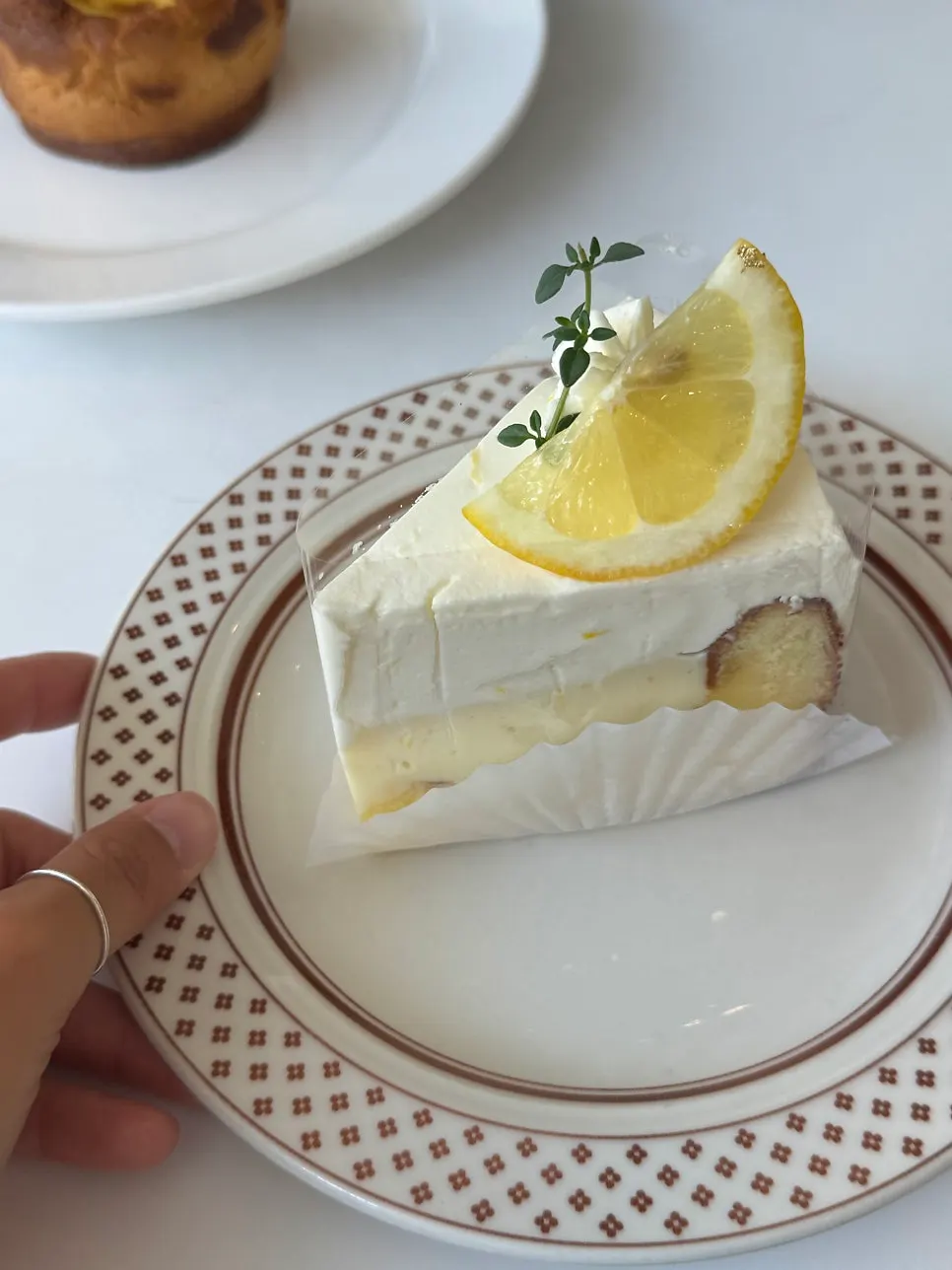 Lemon yogurt gateau with layered lemon and yogurt cream