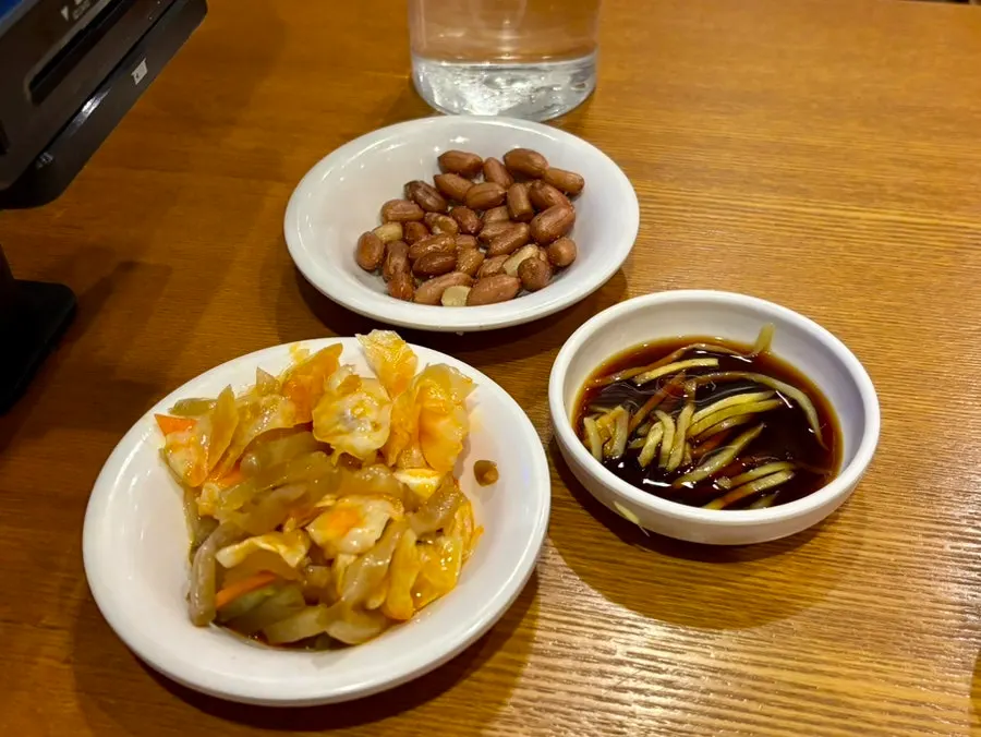 Menu hidangan Cina dan dim sum Sinbok Myeongwan