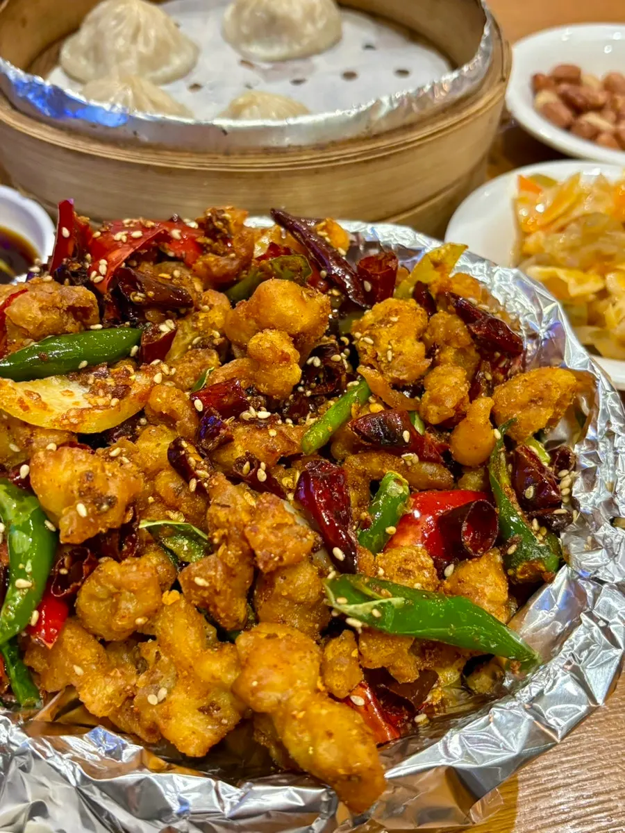 Laziji dimakan terus selepas baru digoreng