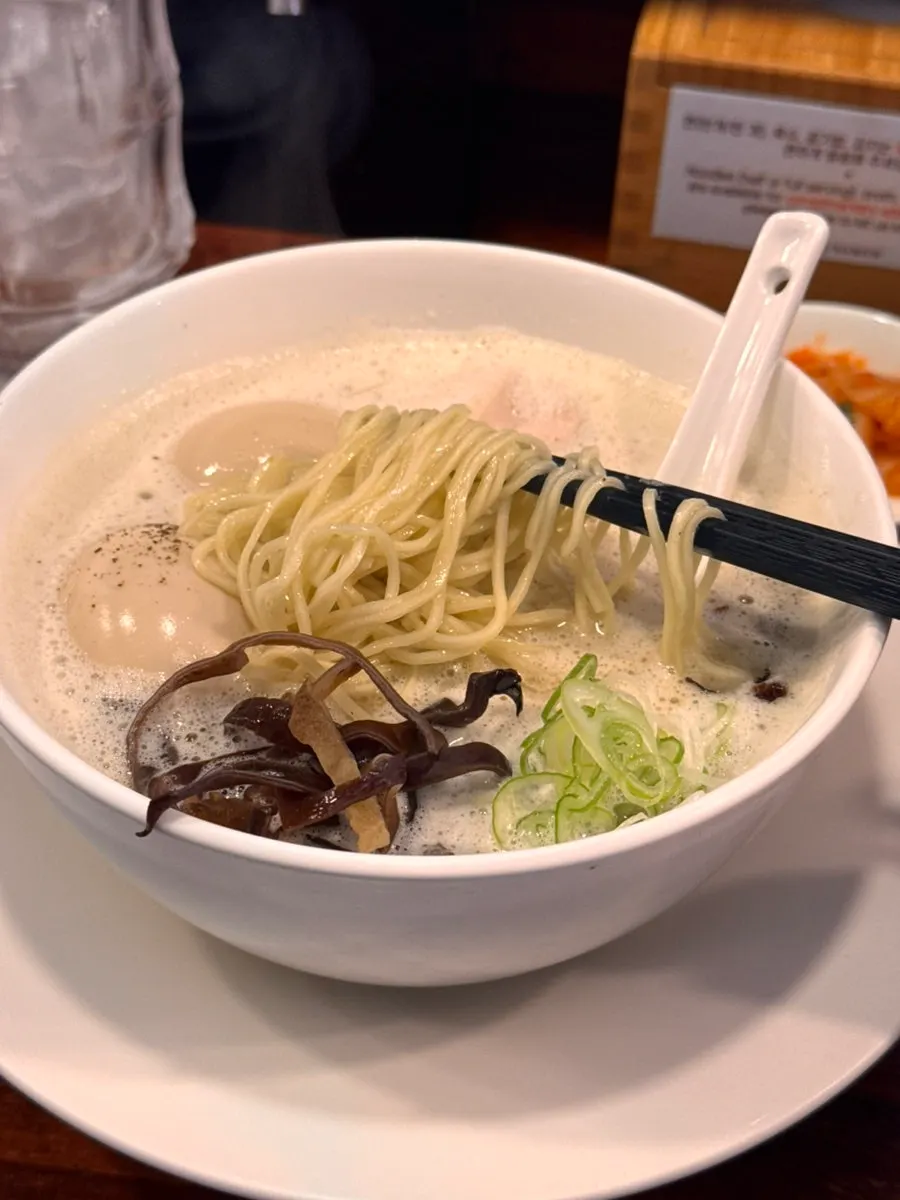 라멘 사이드 모듬쯔꾸네 사진