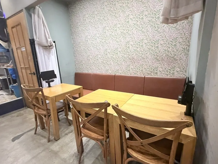 Counter seats ideal for solo dining