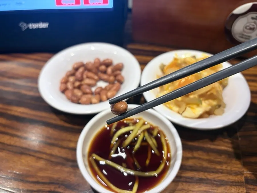 Peanuts, zhacai, and shredded ginger soy sauce