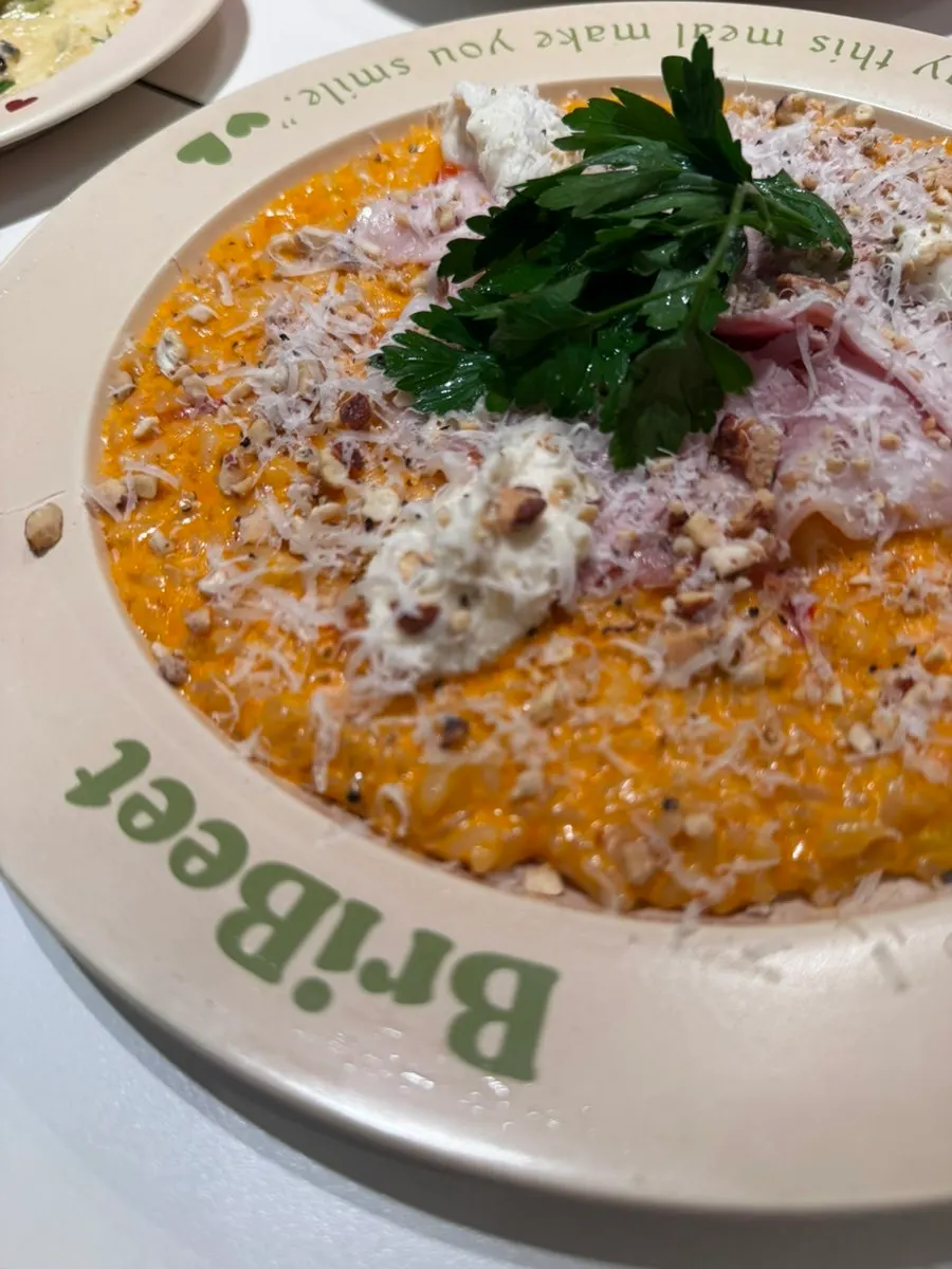브리비트 강남역점 테이블과 식사 마무리 장면