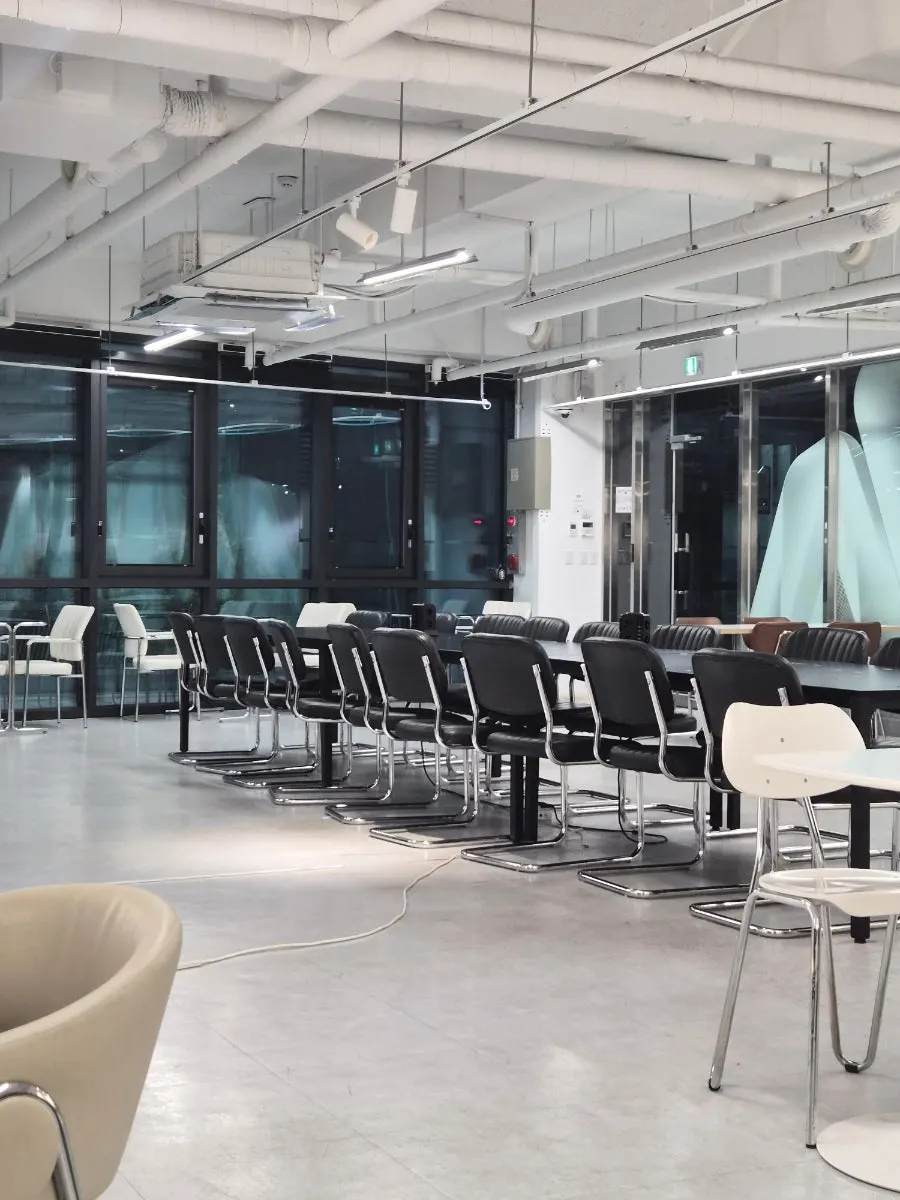 Spacious indoor table area at Selected Nicks