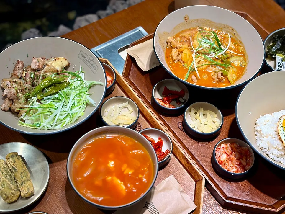 1992 덮밥&짜글이 강남본점 대표 음식 사진