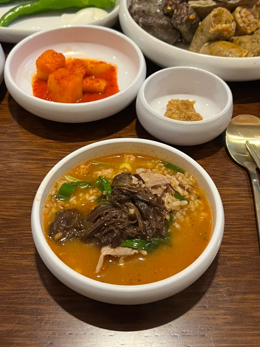 Order of gukbap and a platter of sundae