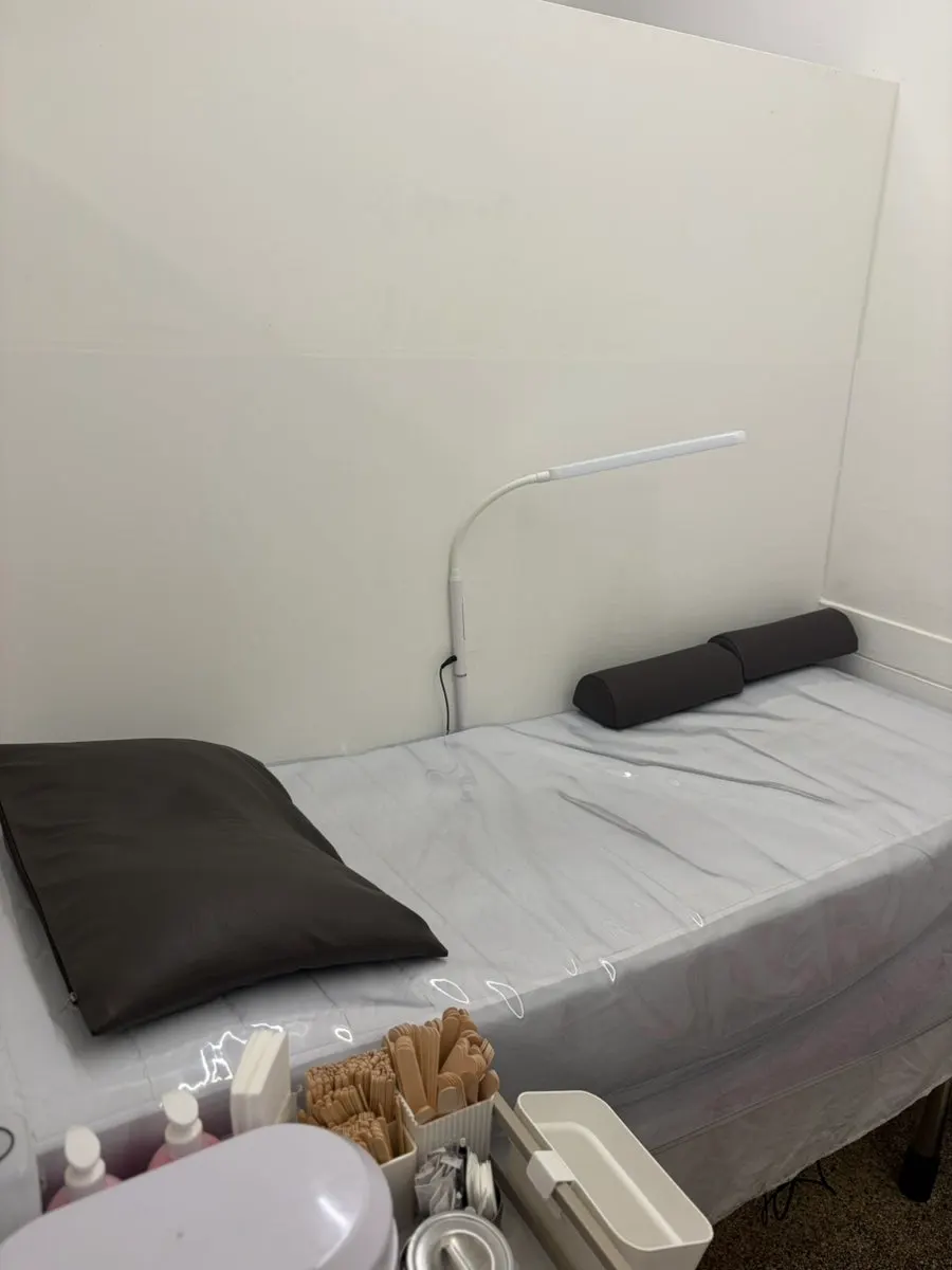 Super Waxing Gangnam shower room and interior