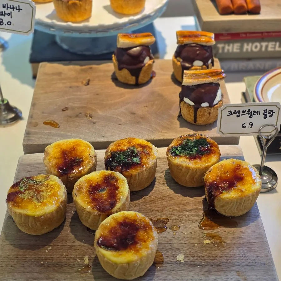 Canelé display at Upper and Under