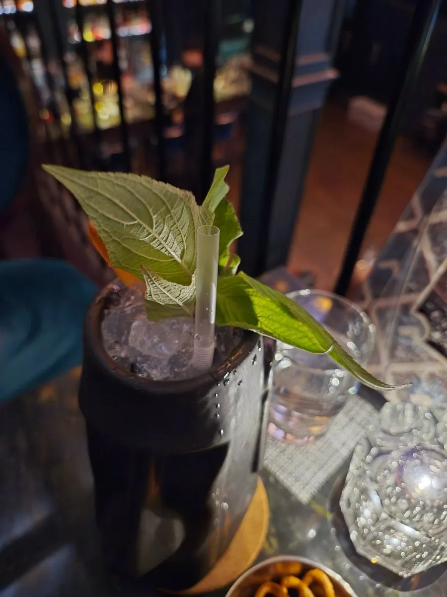 Cocktails with complimentary pretzels