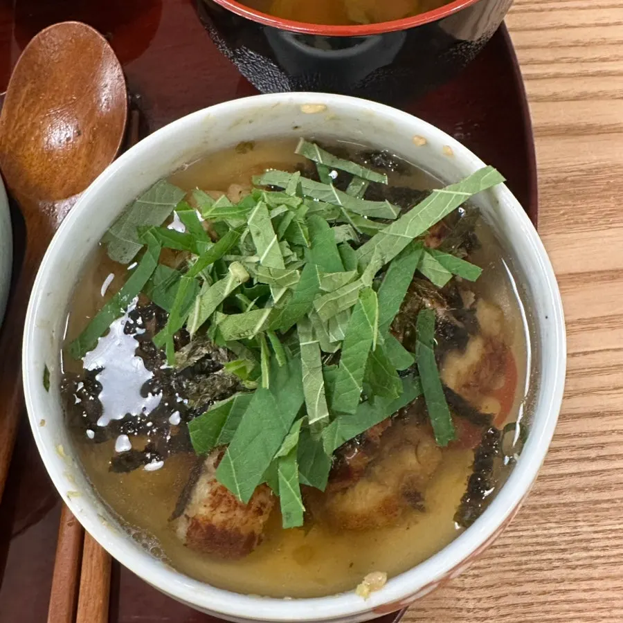 Ochazuke with shredded seaweed and perilla leaf