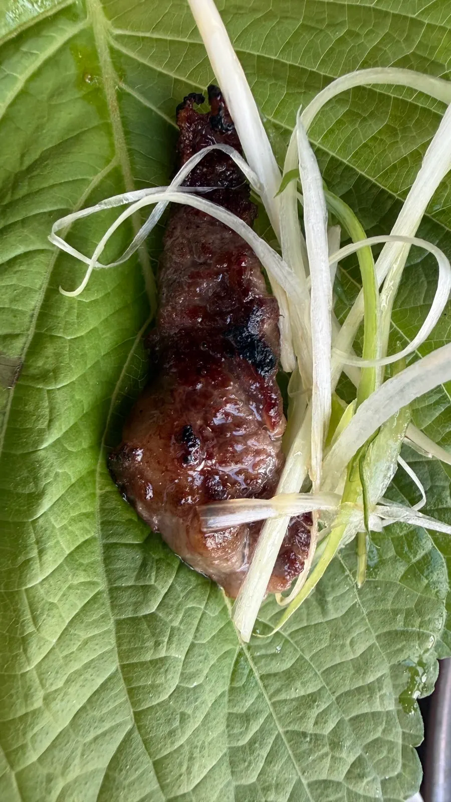 Chewy grilled beef short rib meat