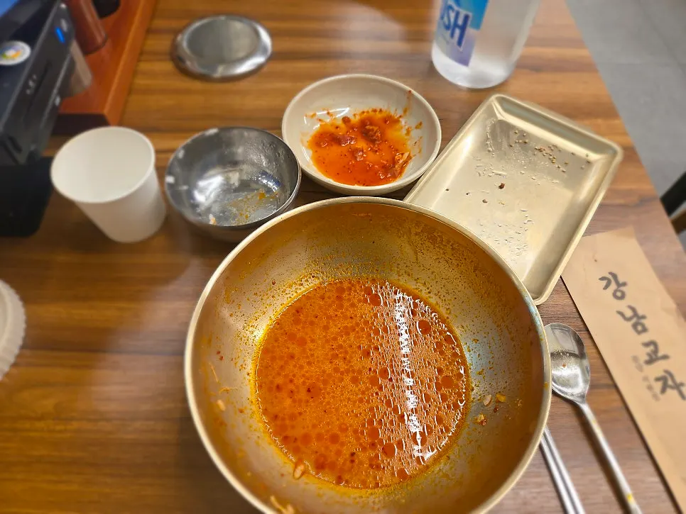 마늘 겉절이 김치와 비운 닭개장 그릇