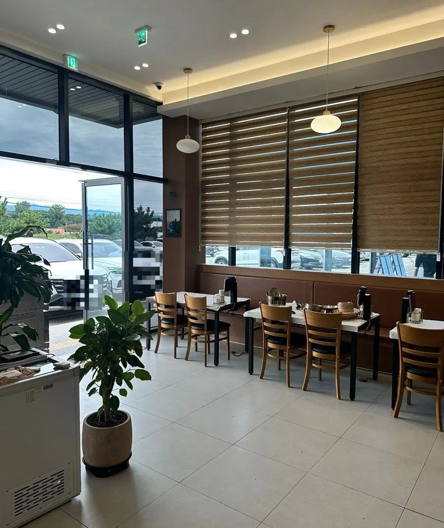 Neatly arranged seating on the 1st floor