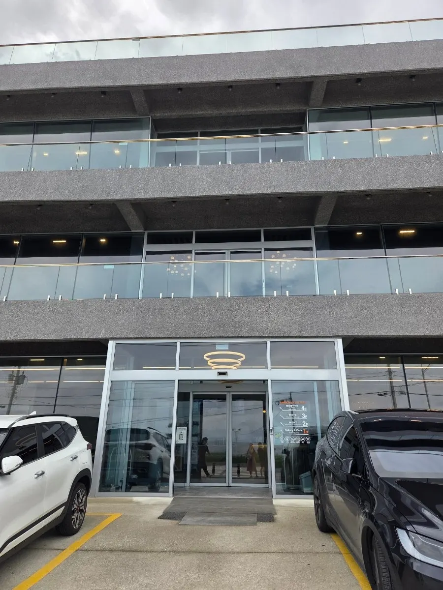 강릉 경포대 근처 오션뷰 대형카페 백야커피 전경