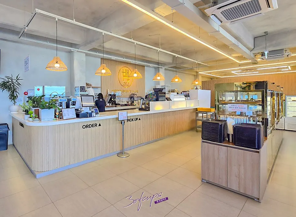 View of Baegya Coffee's floor-by-floor spaces