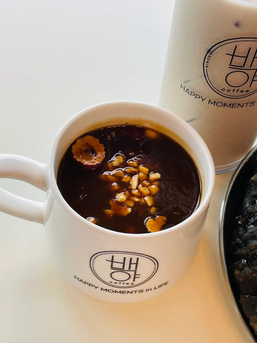 A cup of rich jujube tea