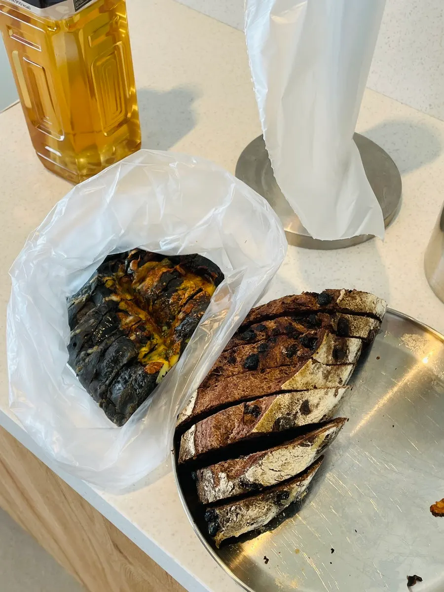 Packing bread in a plastic bag