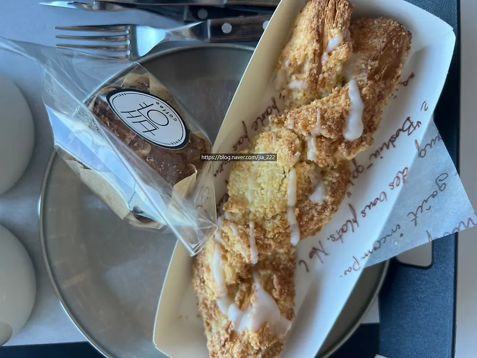 Soboro pastry twist and individually packaged muffins