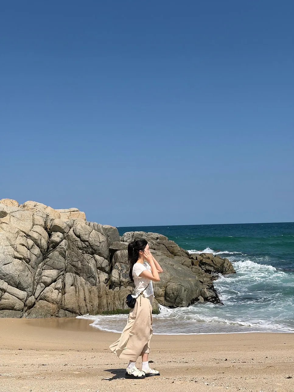 강릉 사근진해변 오션뷰 카페 백야커피 전경
