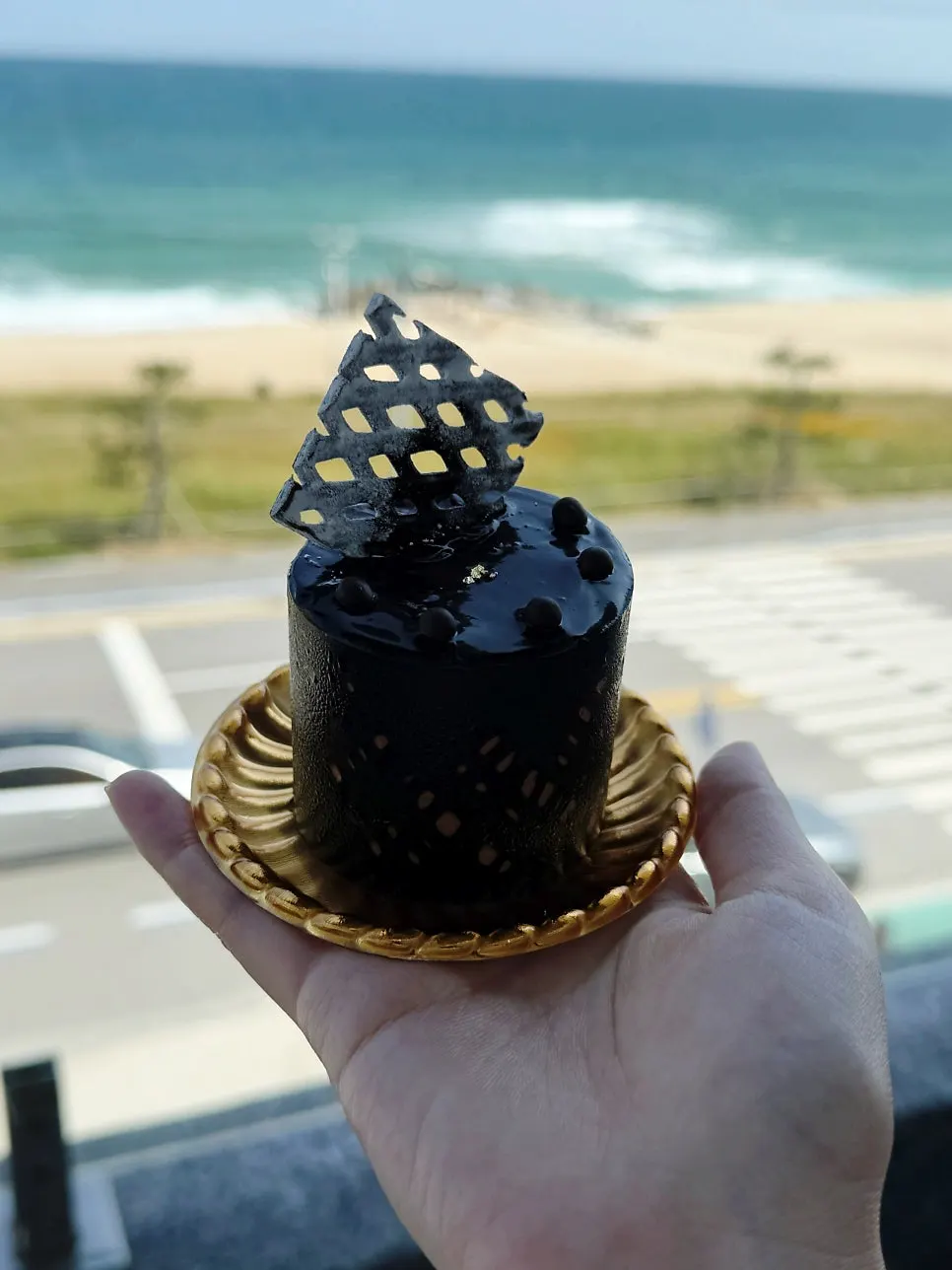 발로나 쇼콜라 블리스 디저트