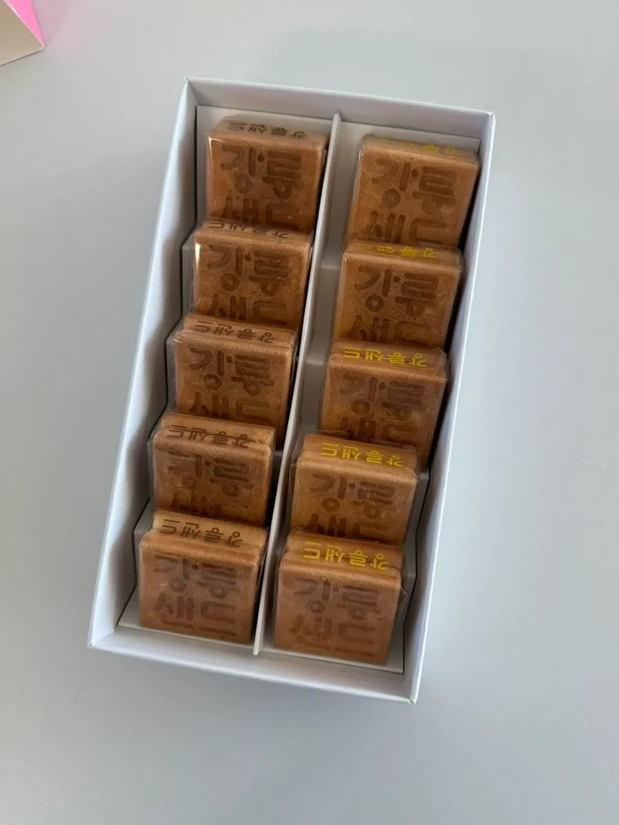 Unboxed Gangneung Sand package contents