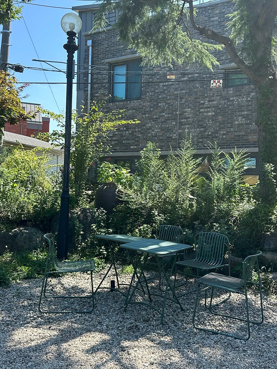View of Cafe Giwa's courtyard