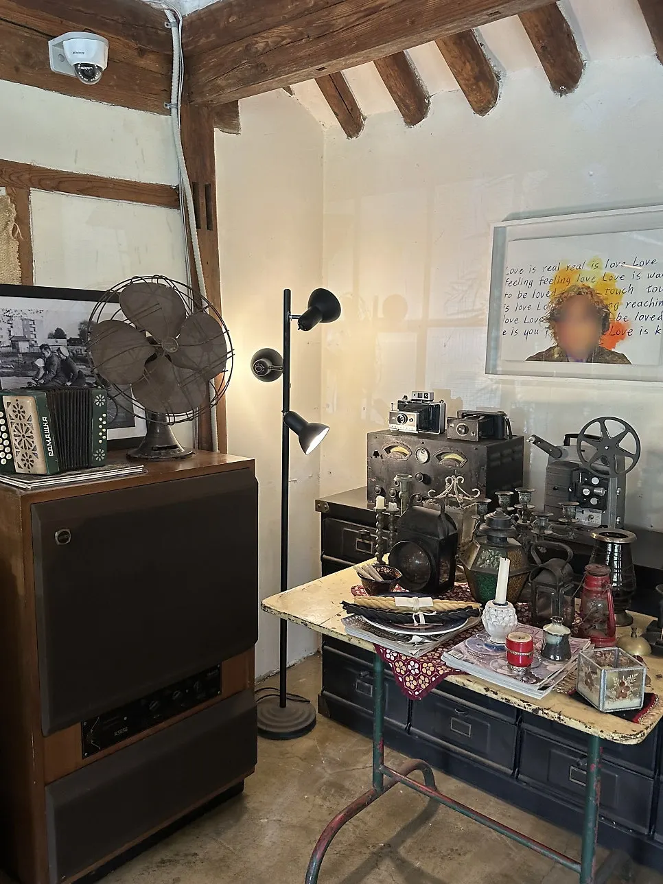 Antique décor items displayed at Cafe Giwa