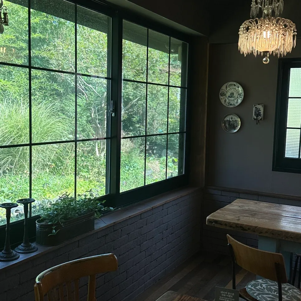 Tables spaced comfortably apart at Cafe Giwa