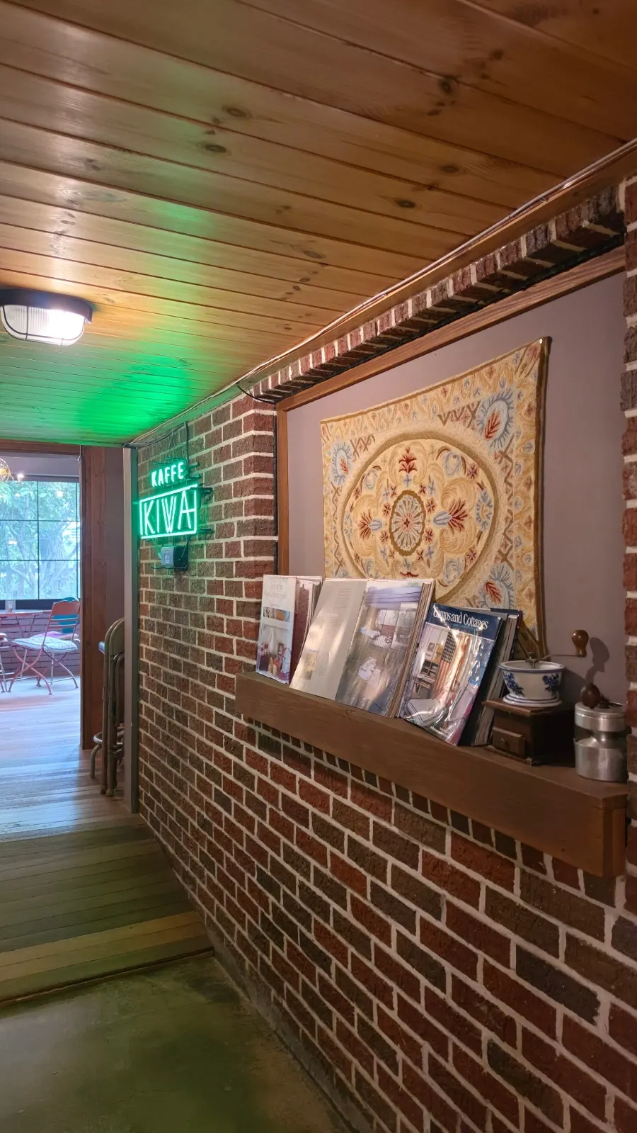 Không gian hanok của Cafe Giwa ở Chodang-dong, Gangneung