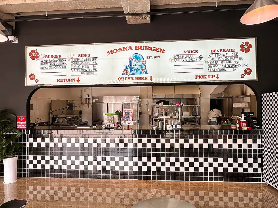 Moana Burger entrance with folding doors open