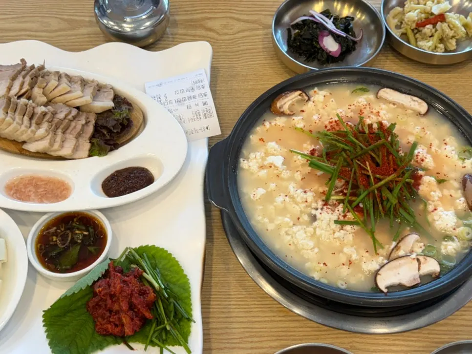 Chodang sundubu in a seafood-based broth