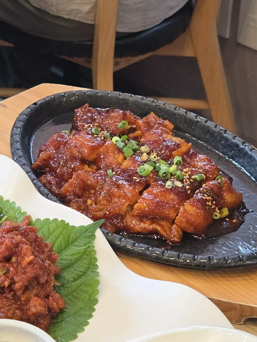 Codari-jorim glazed with seasoning