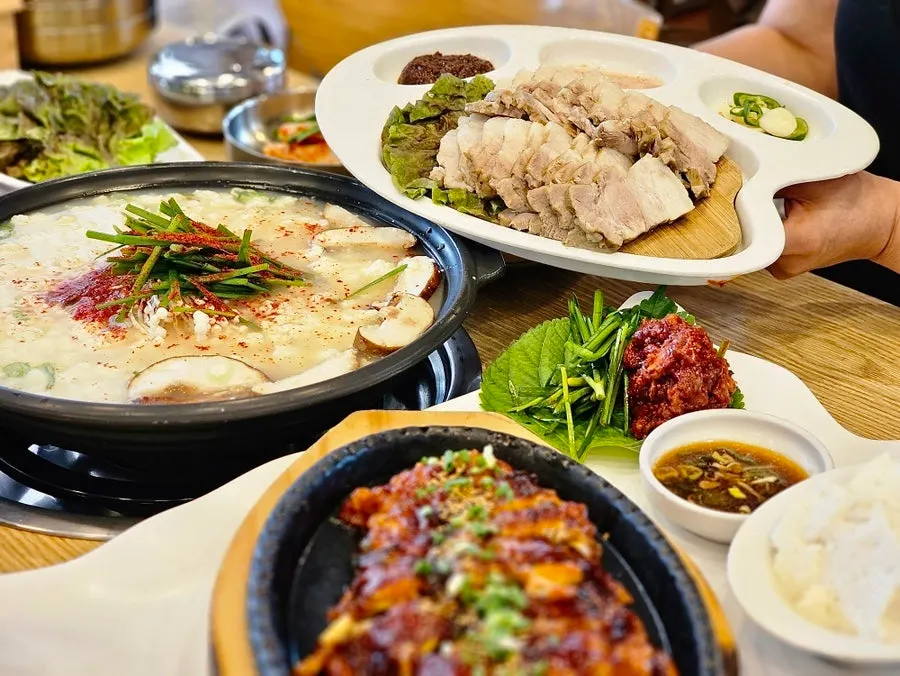 Jeong Eunsuk Chodang Sundubu storefront information image
