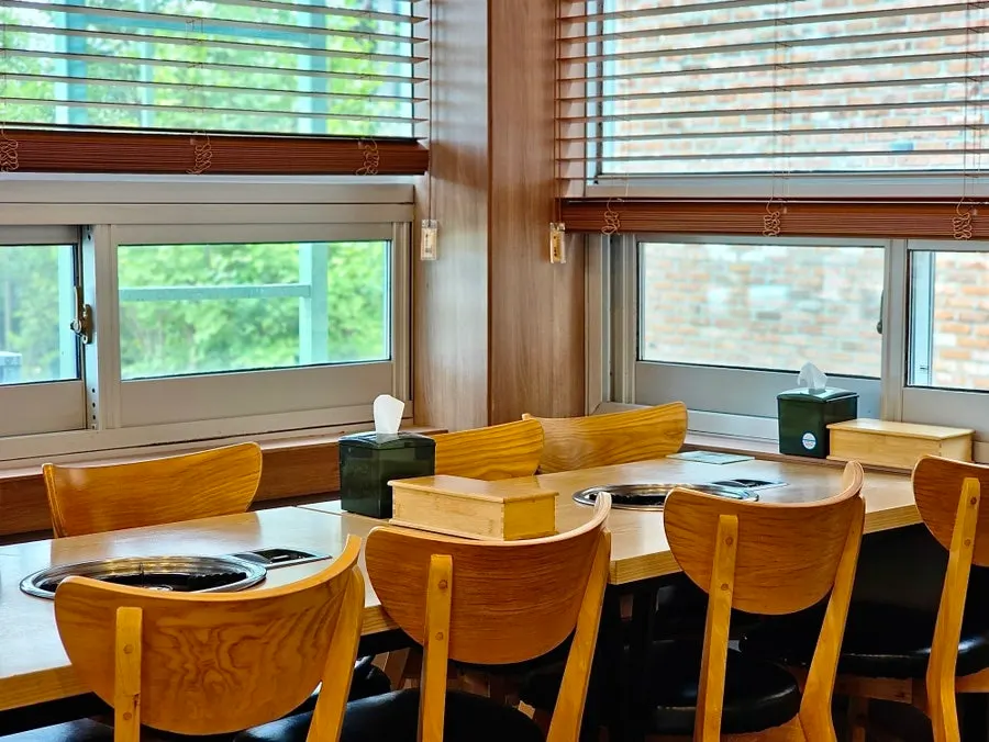 Clean interior seating at Jeong Eunsuk Chodang Sundubu