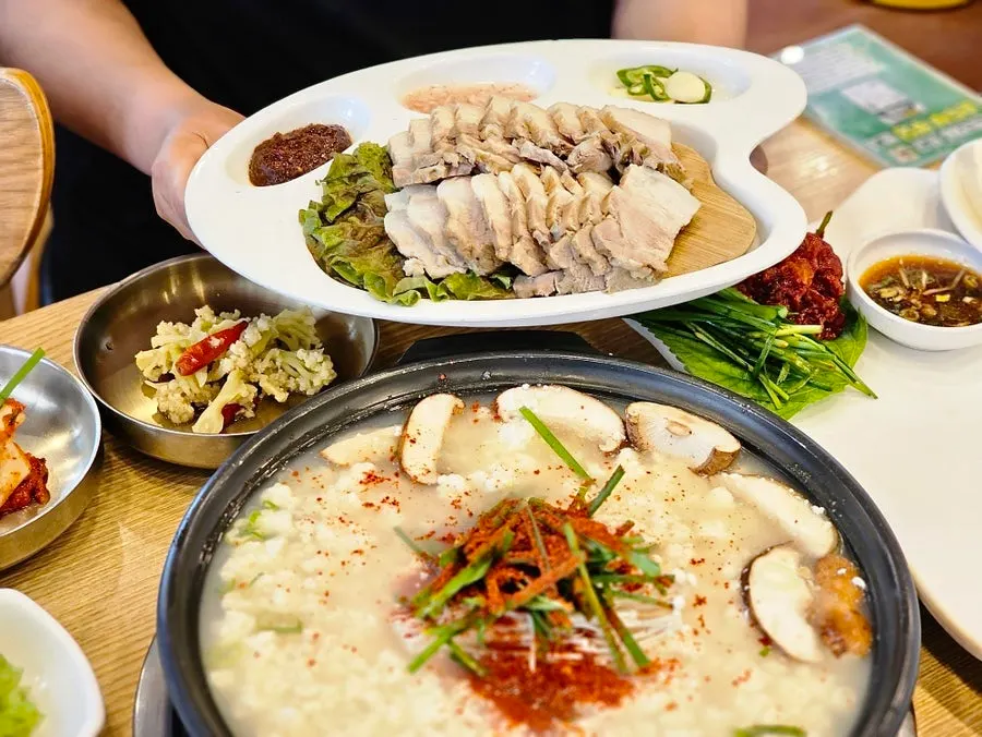 Sundubu jjigae and tofu samhap freshly served