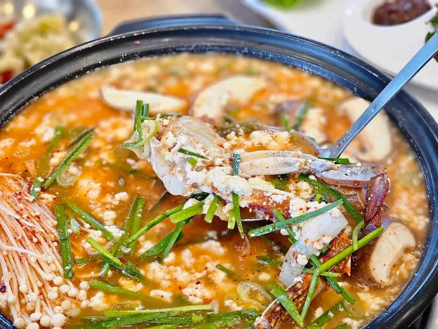Sundubu jjigae with crab and river shrimp