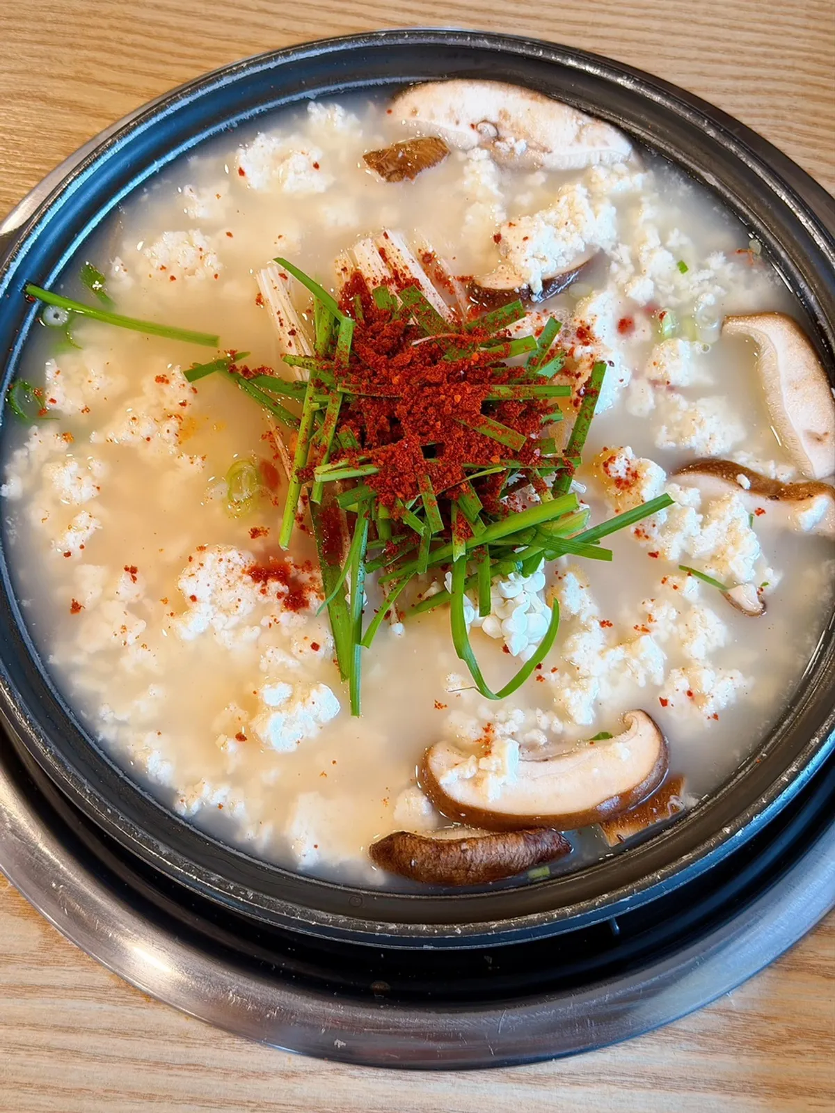끓이기 전 순두부 전골
