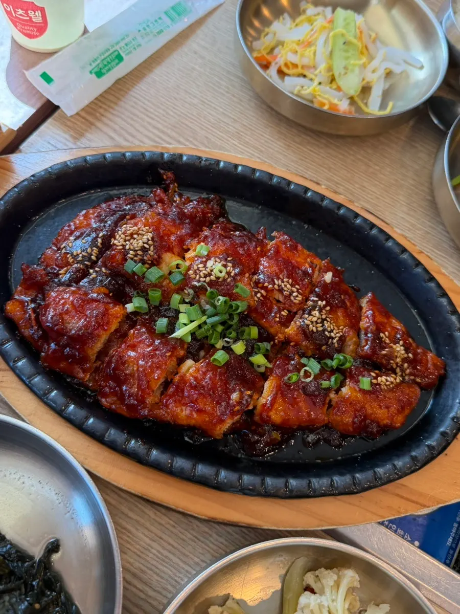 식사를 마무리한 테이블