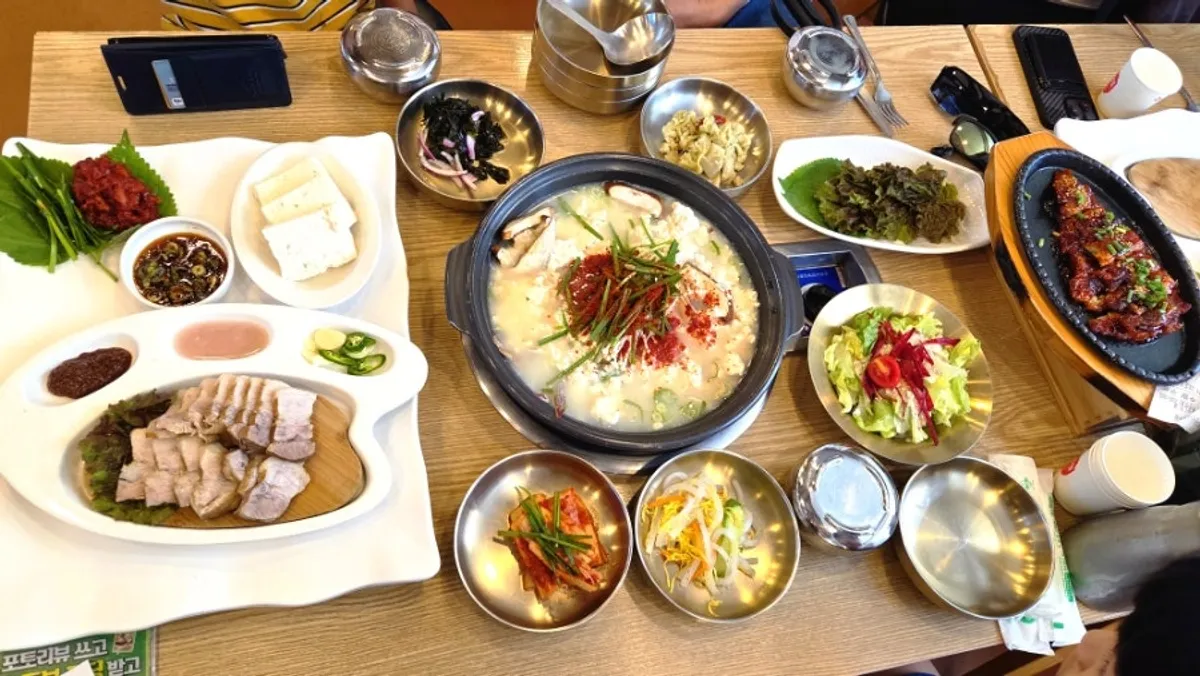 Chodang Myeongpum table spread at Jeong Eunsuk Chodang Sundubu