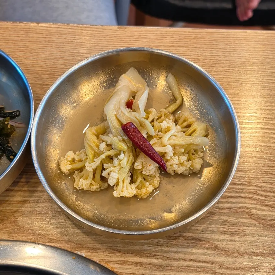 간을 하지 않은 초당두부 한 접시